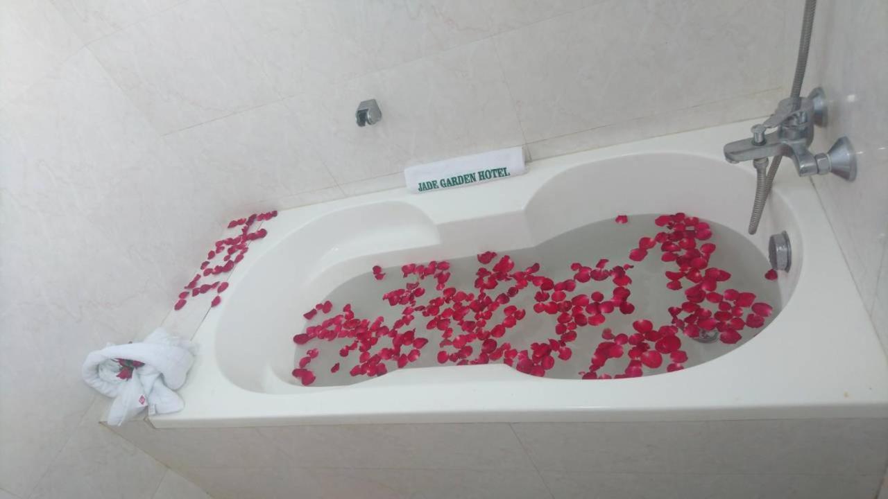 Jade Garden Hotel Bago Luaran gambar